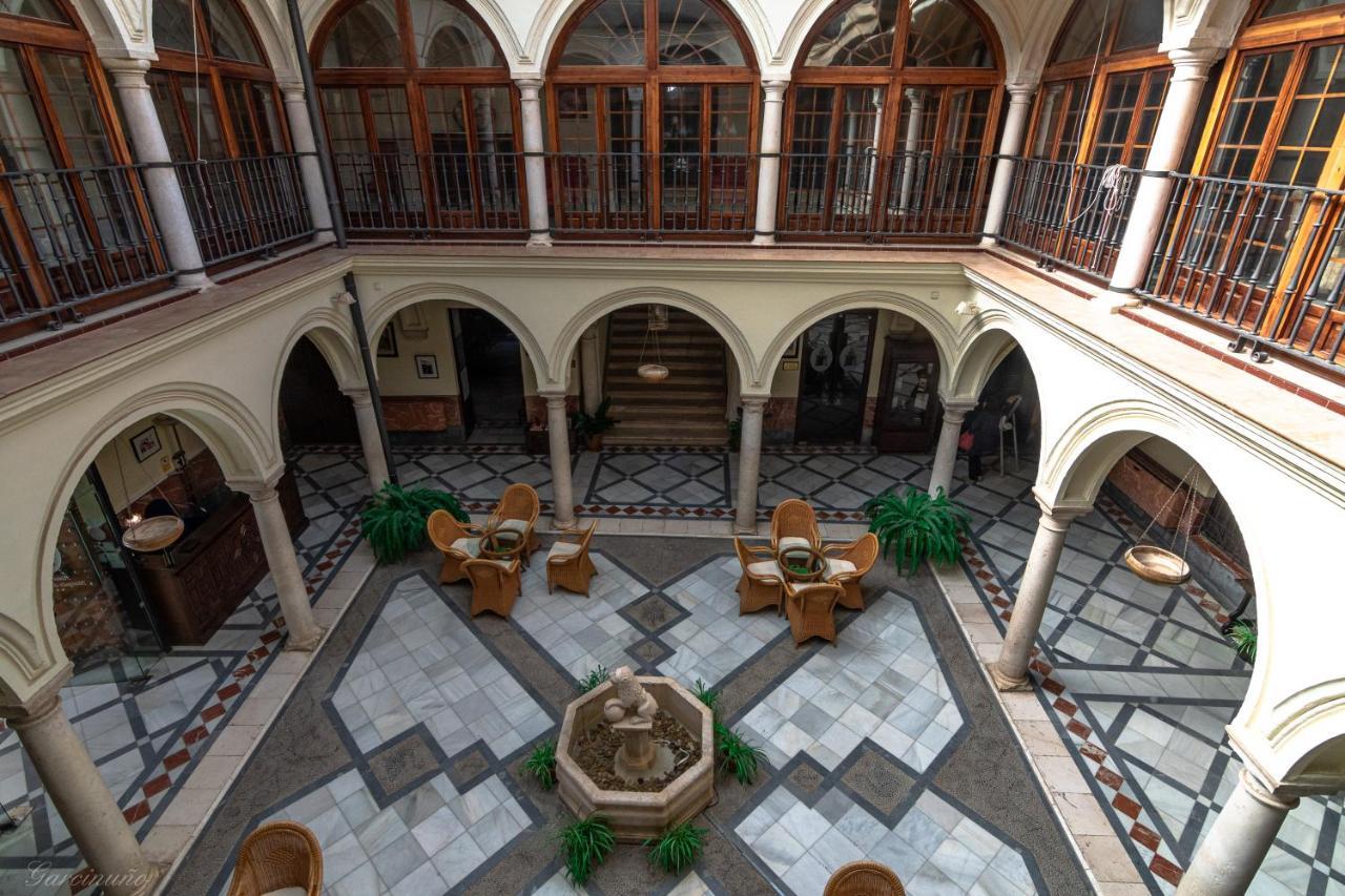 Palacio Marques De La Gomera Osuna Exterior foto