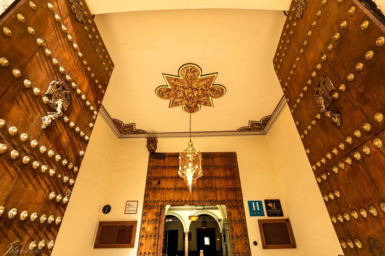 Palacio Marques De La Gomera Osuna Exterior foto